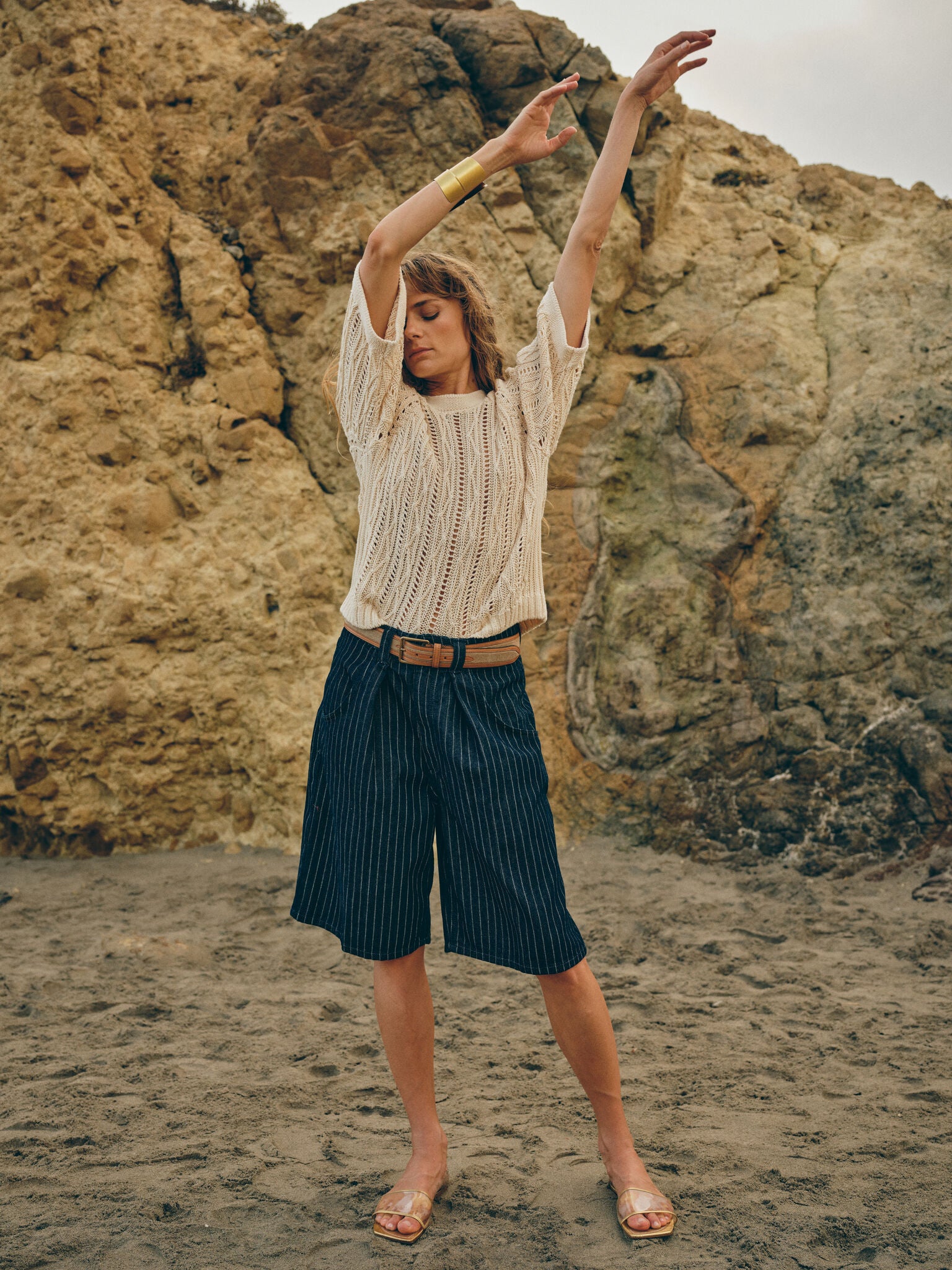 Modelshot / Ecru / Detail